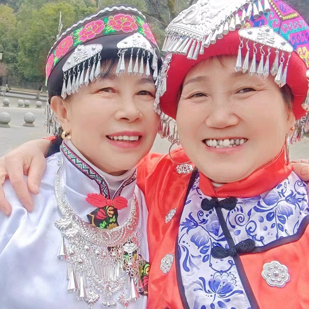 周大姐