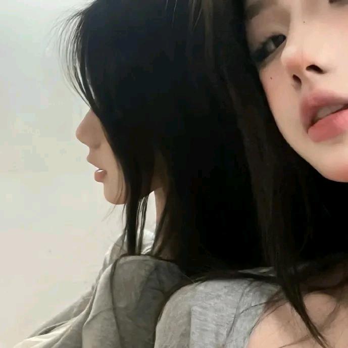 .白欣.头像