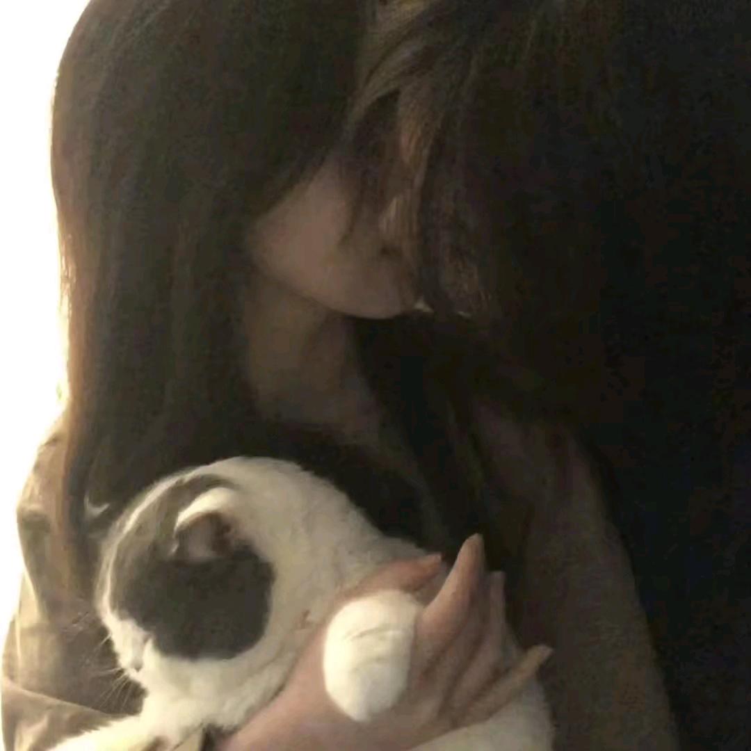 170老婆奴抱着155妹宝狂亲10086