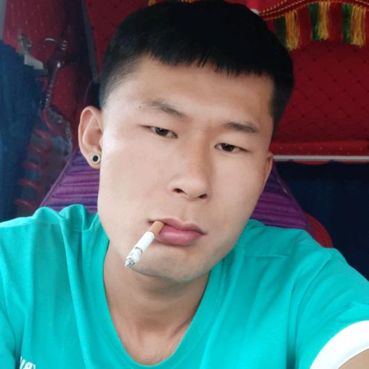 《景泰《战🐺狼》阿才哥