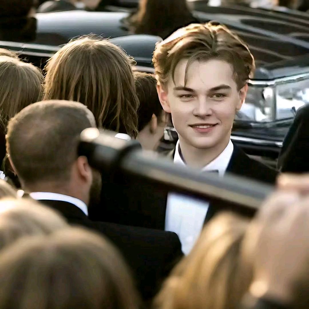 ᝰ〤§€撞南墙꧂