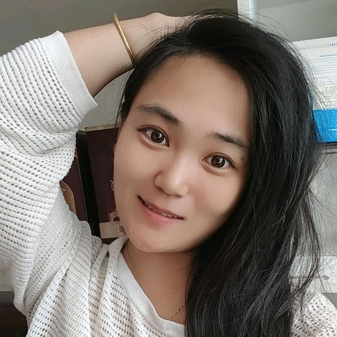 莉莉吖
