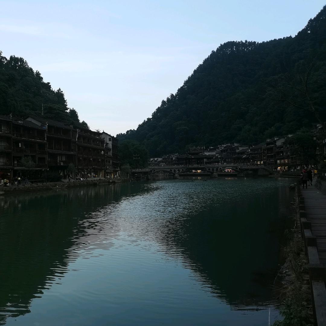 .Yue