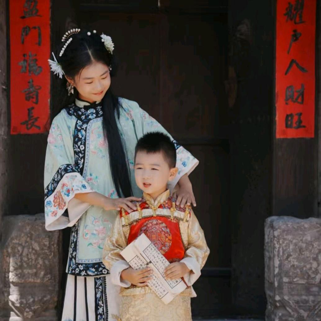 强子挖机培训，教学