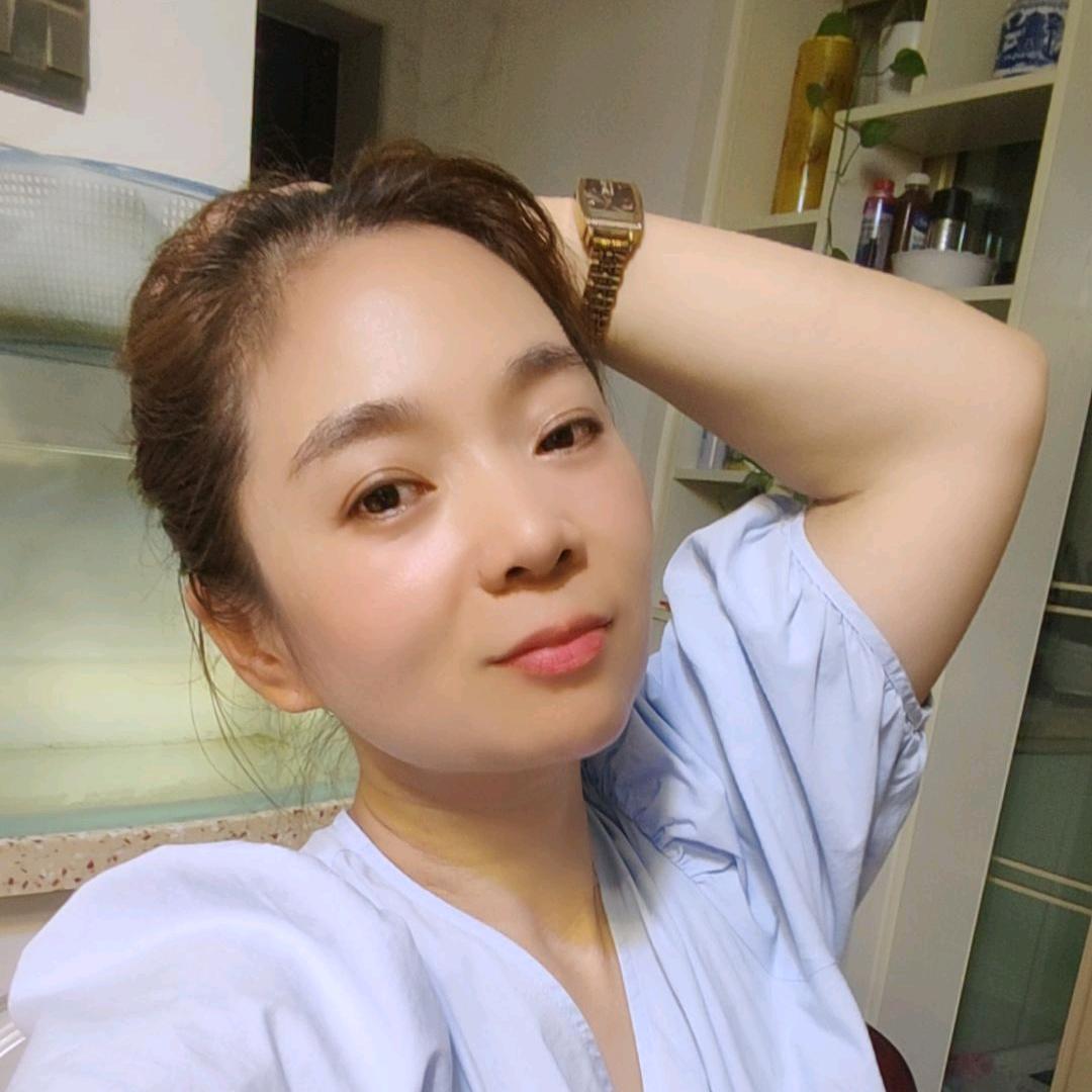 小霞