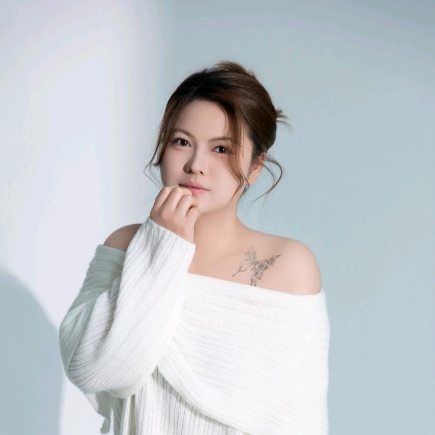云凯，萌萌