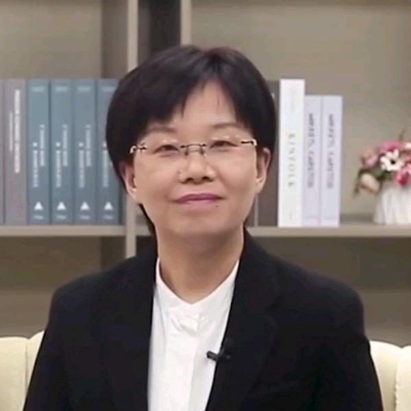 雄鹰一样的女人