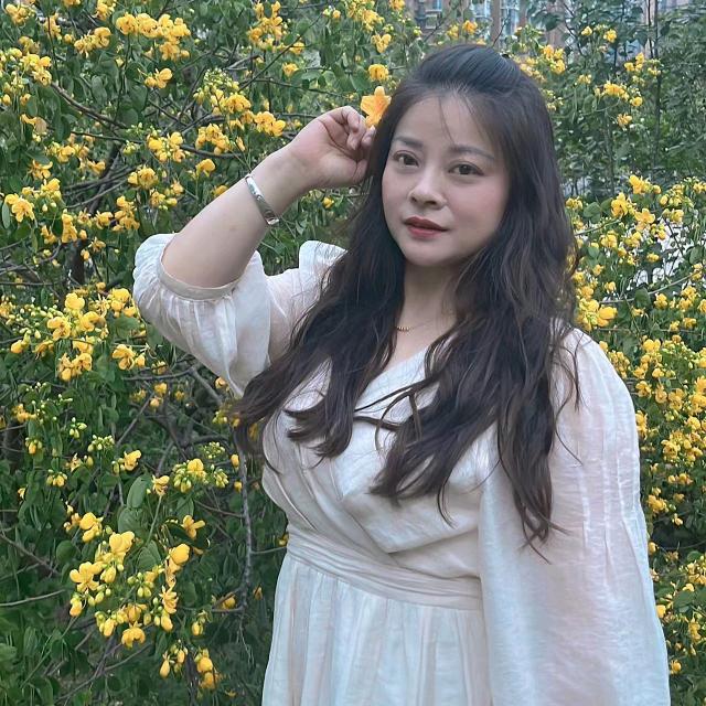 辉姑娘
