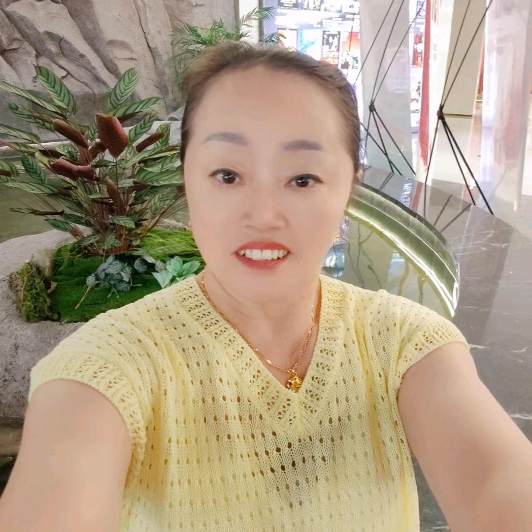 英子姐1，不定时开播，喜欢跳广场舞！