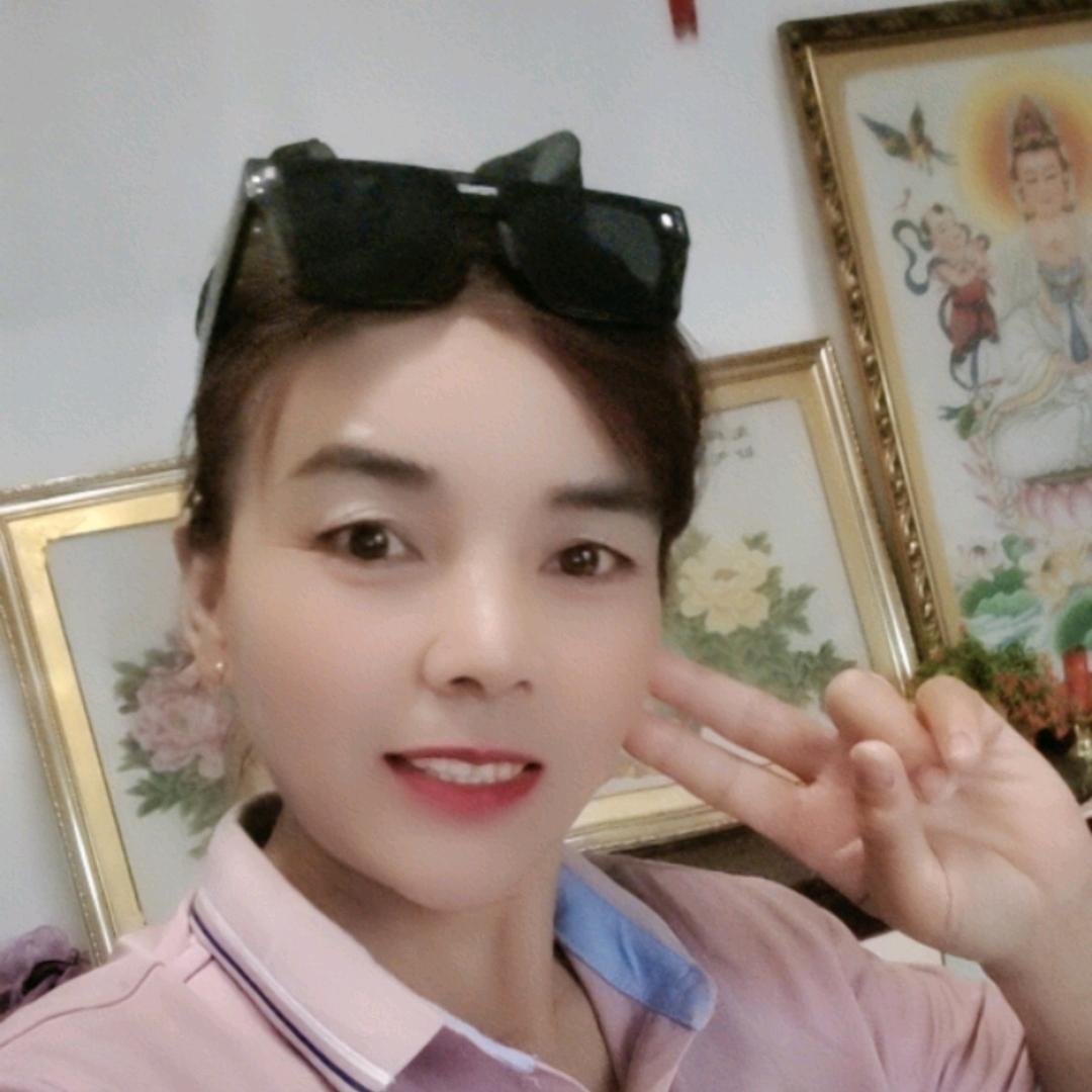 🌹爱唱戏的霞姐🌹