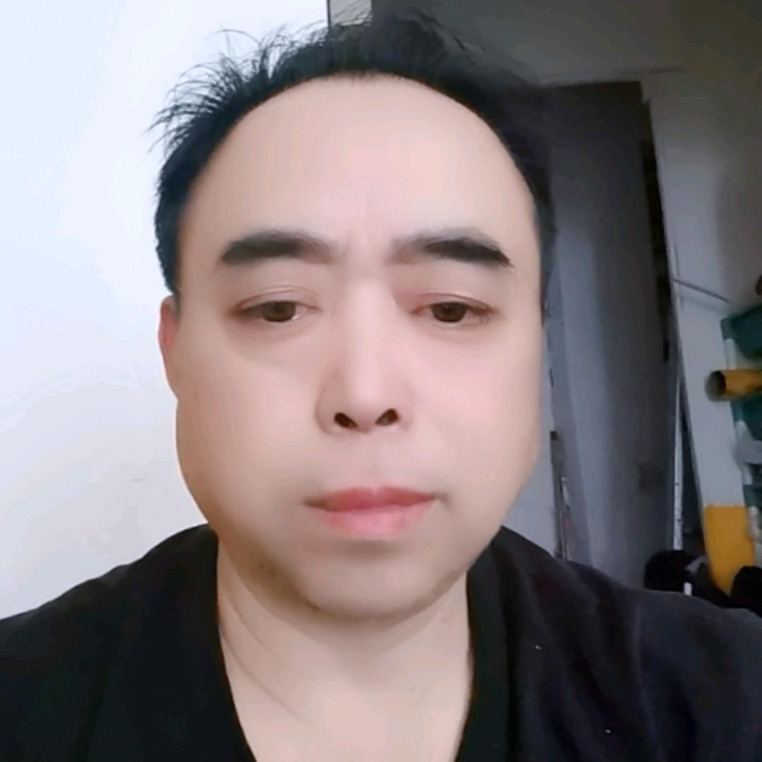 单县老黄烩面馆：地址飞粮大洒店往西一百米