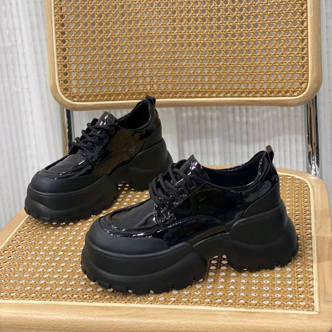 美丽鞋房，，，