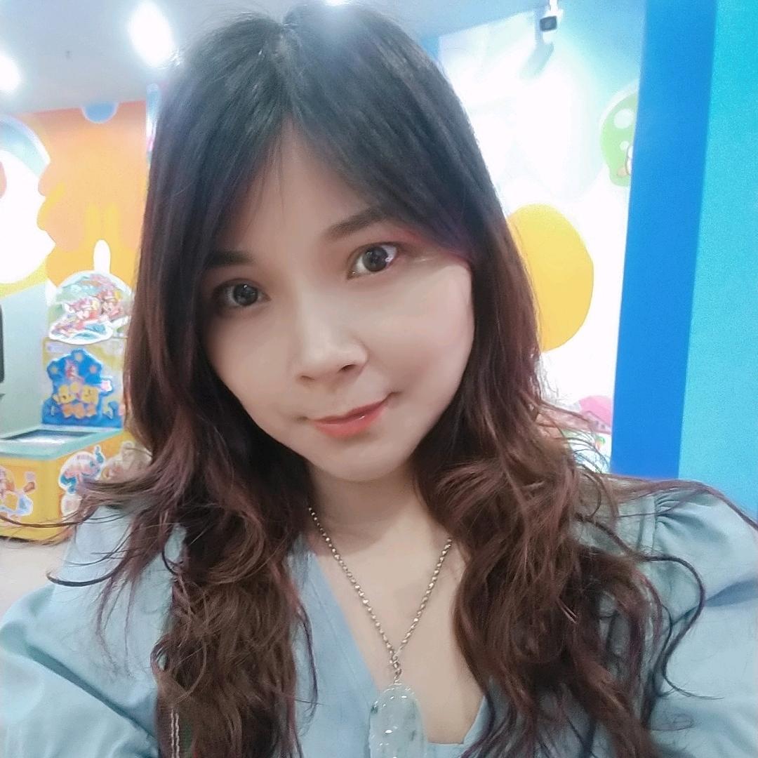 滢彩