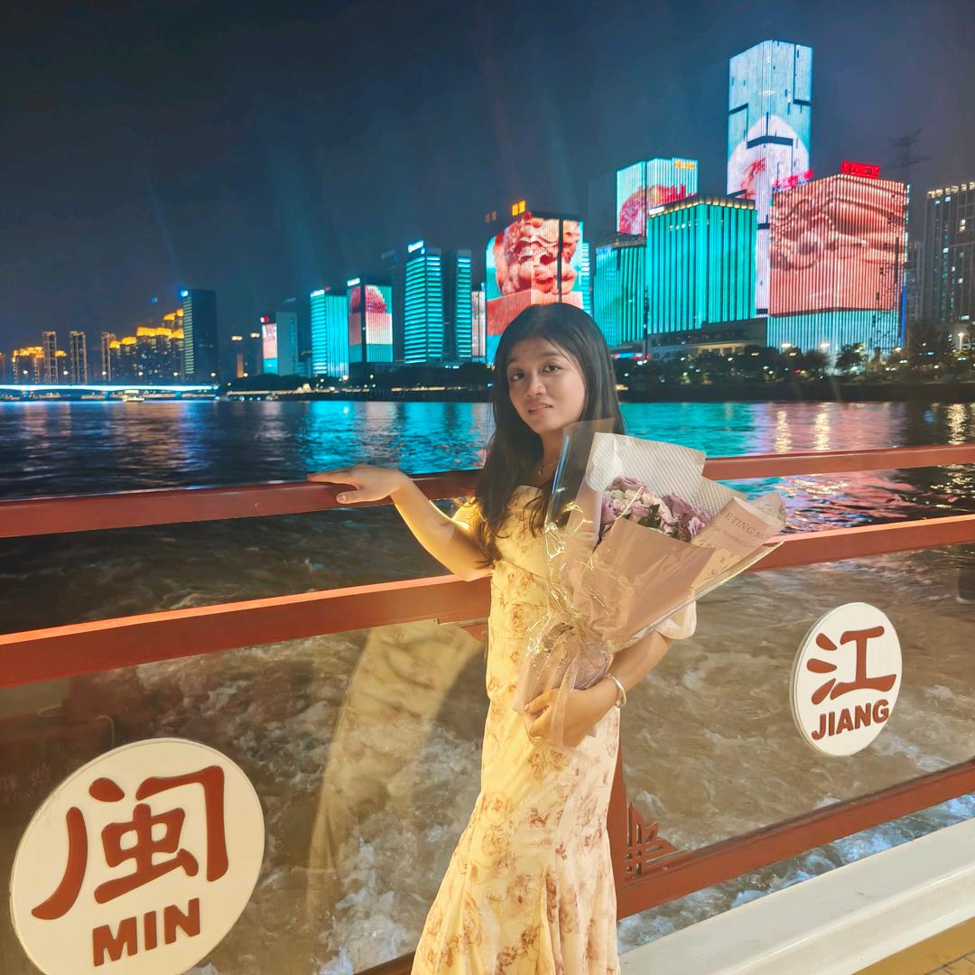 吃货小野仔