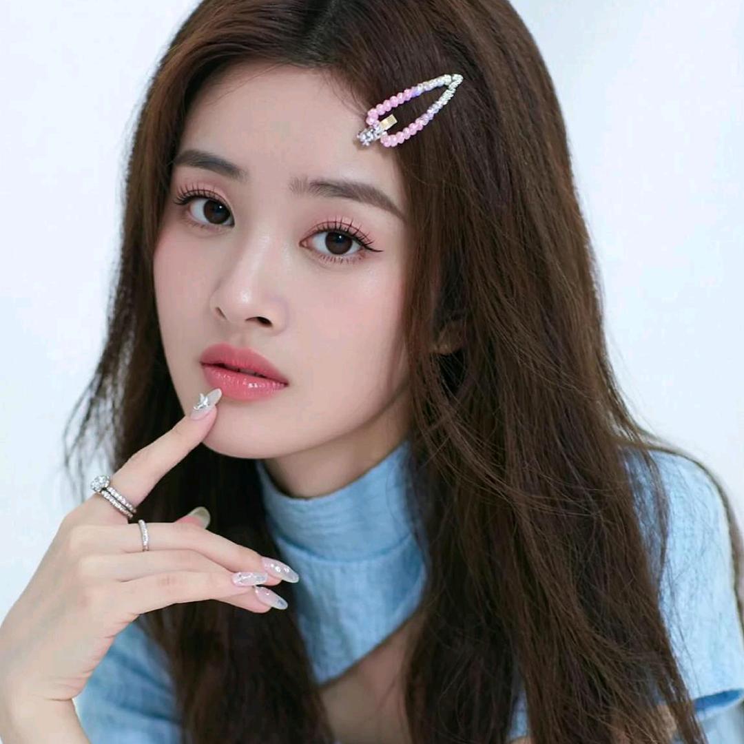 爱华  💞🎄🐇🐈🐥🌞