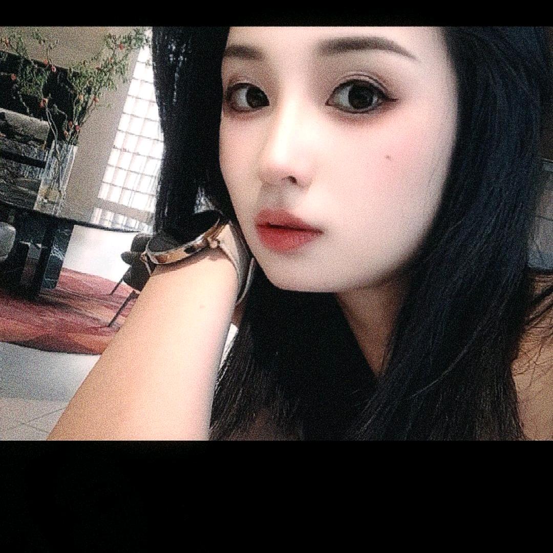 @墙头上的🧱猫