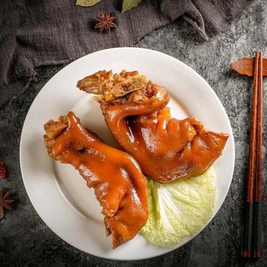 陈玲玲
