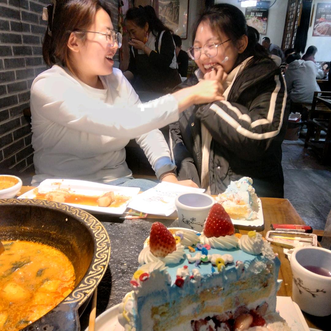 卖电车，理发小妹(拒绝连赞)