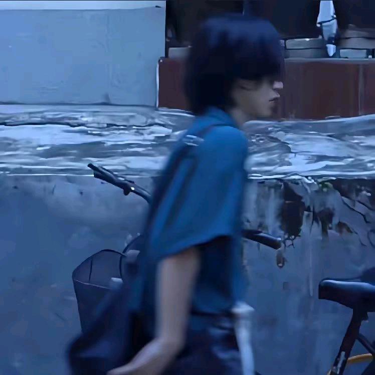 我曾三次鄙夷自己的灵魂