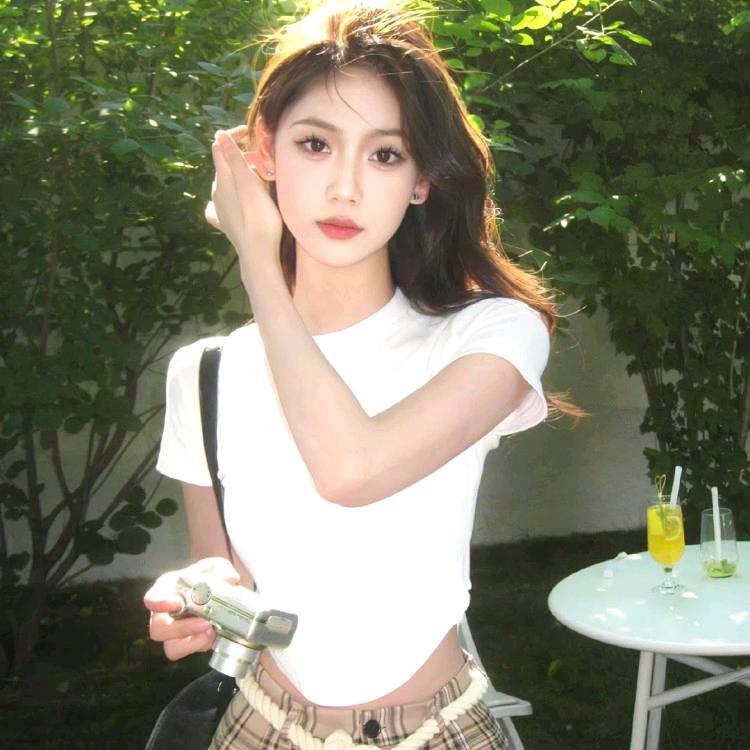 小白.