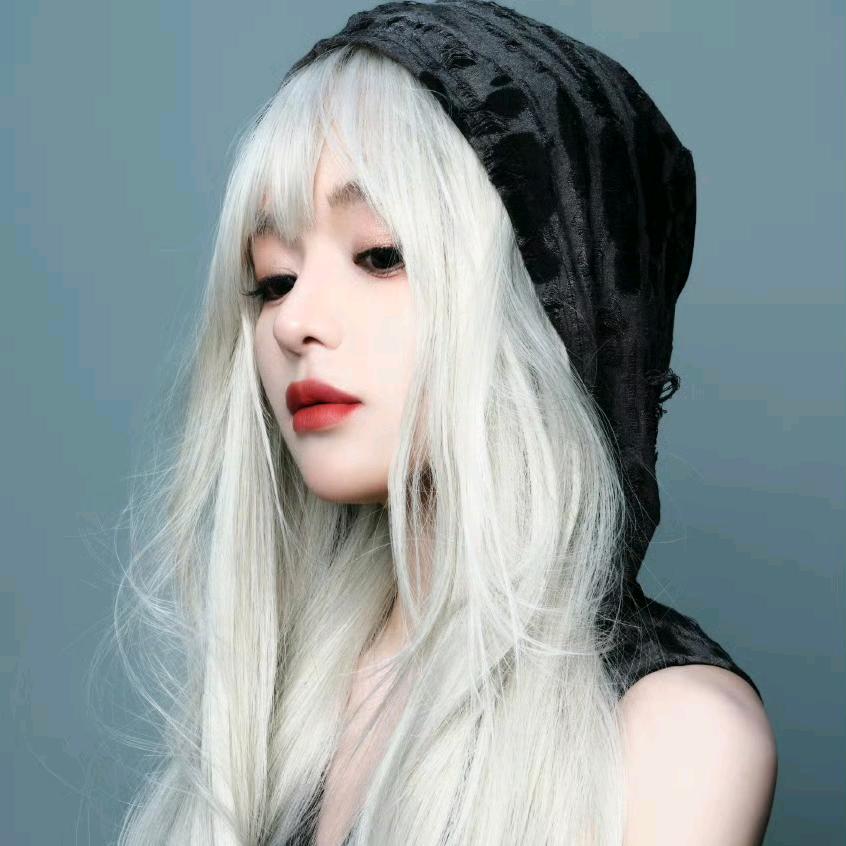 卖女孩的小火柴