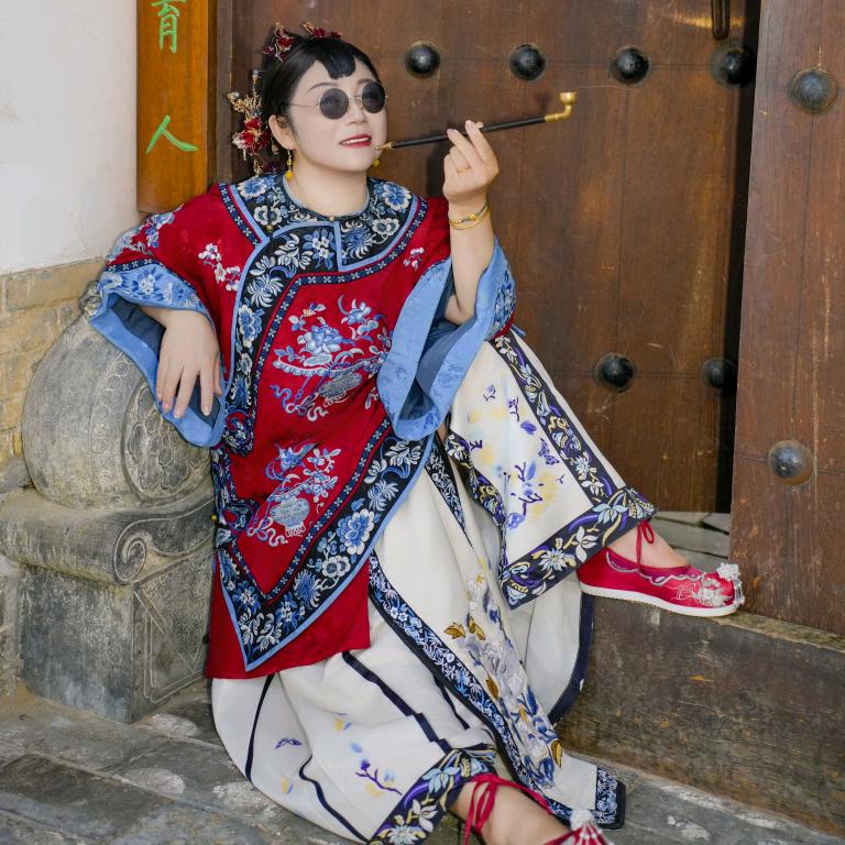 金三角 隆泽 瑞阳府 王春花