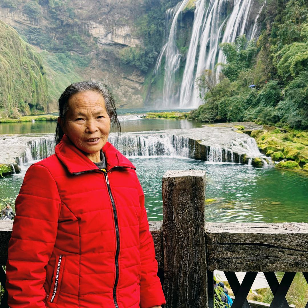 邓桂容(首播不定时)