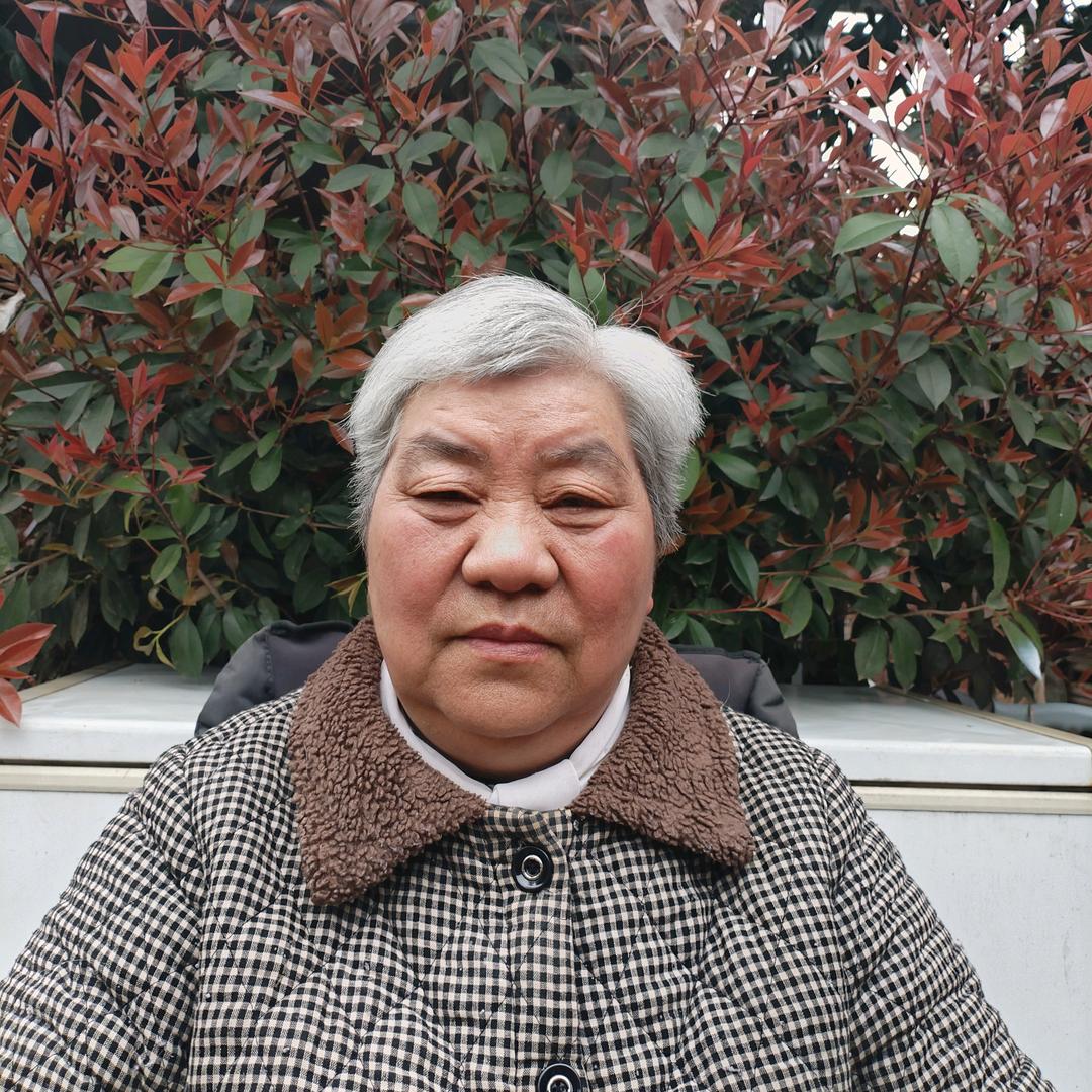 情感奶奶下午6:10开播。