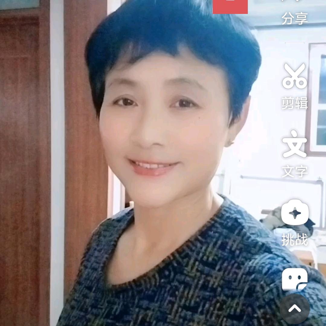 麼菇马姐（唱歌、聊天）