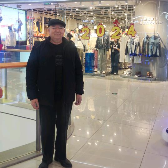 买买提江  . 吐尔逊