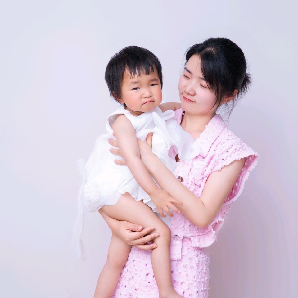 小小的你