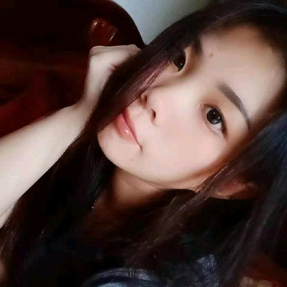 小姐姐     好物在👉橱窗