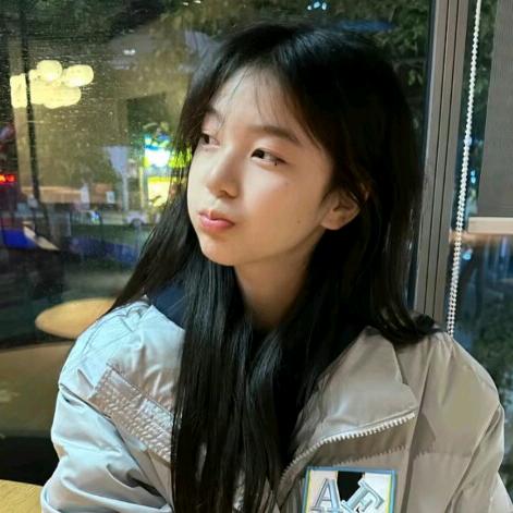 𝙮𝙪No🍍™️扎西西.