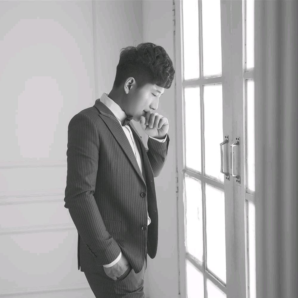 二龙🤦🏻‍♂️《砥砺前行》