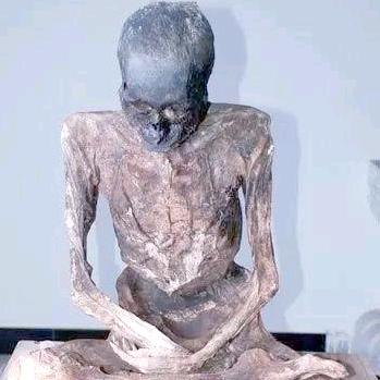 九华山释广龙法师在高淳做佛事超度亡灵服务