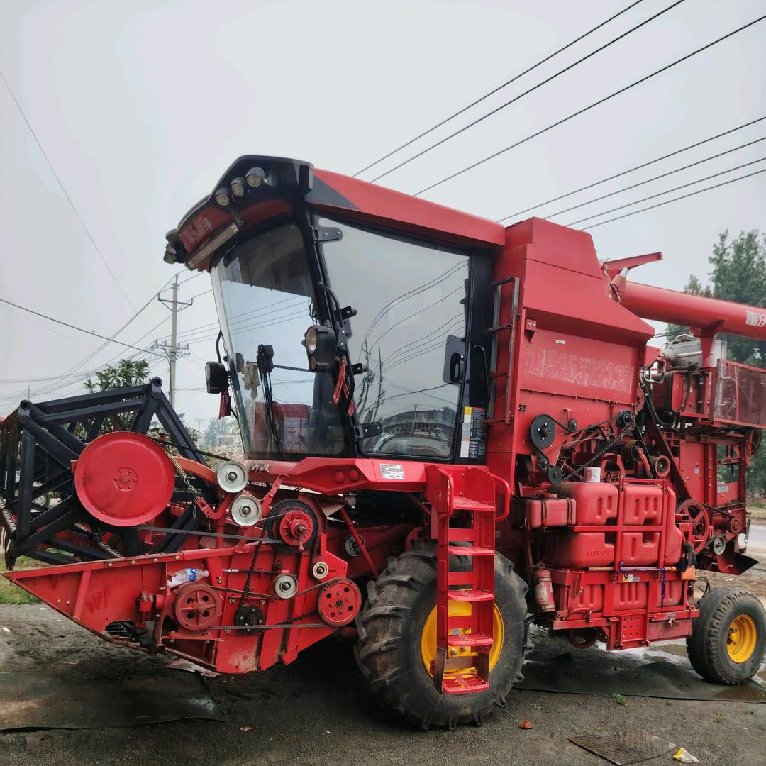 跨区收割机GM100