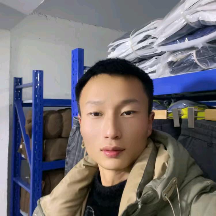 阿胜服饰.