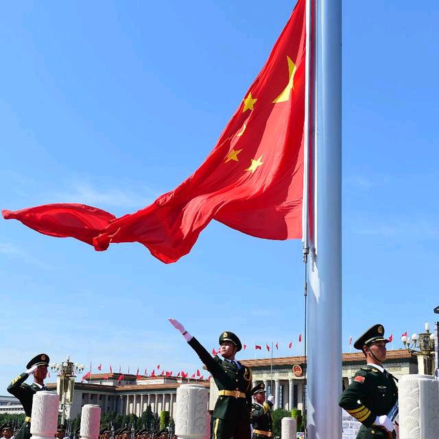 爱国青年