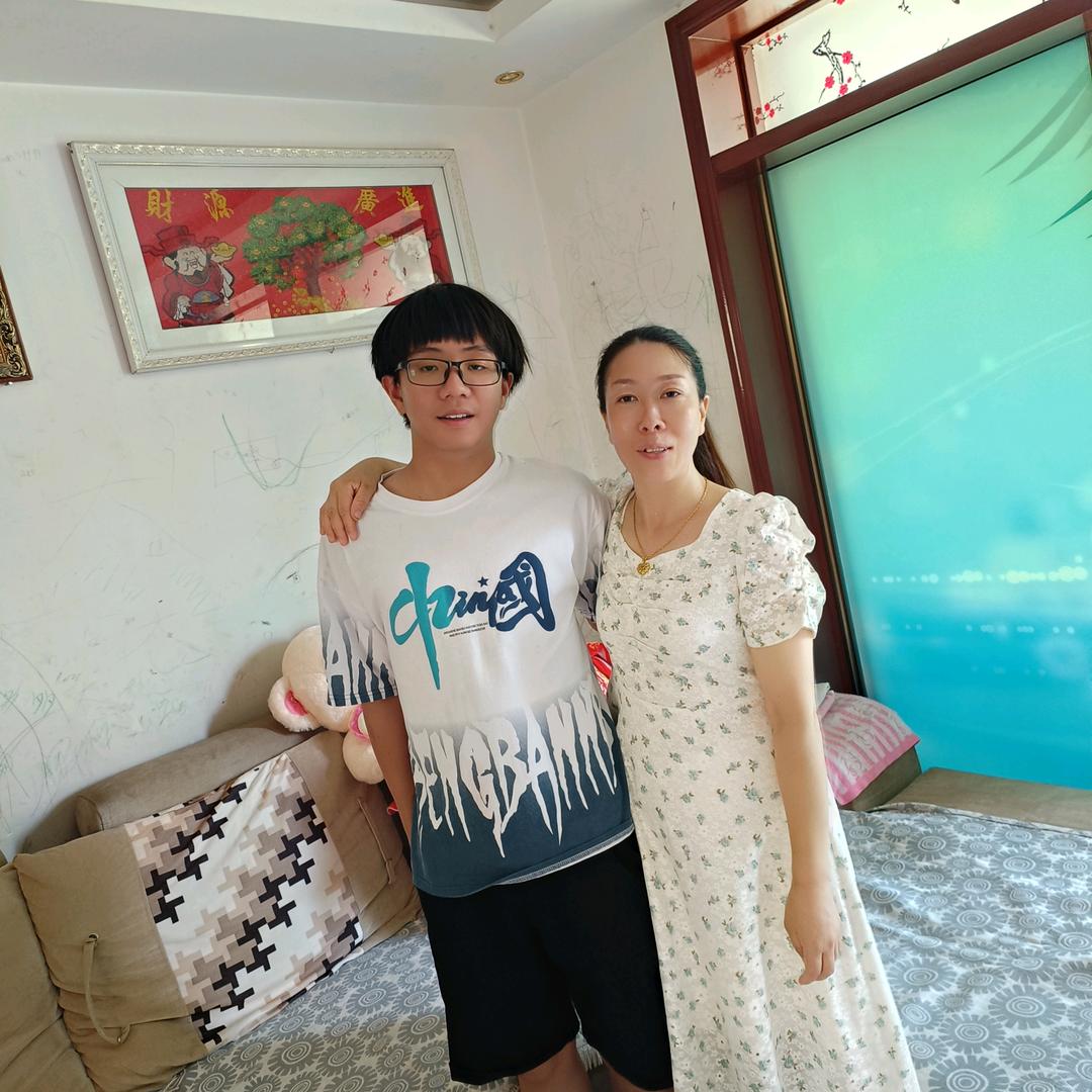山青水秀