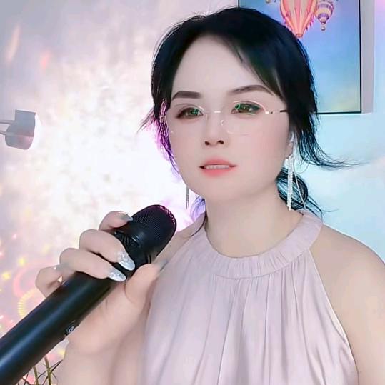 小裙子🎙《伤感情歌》晚9:10