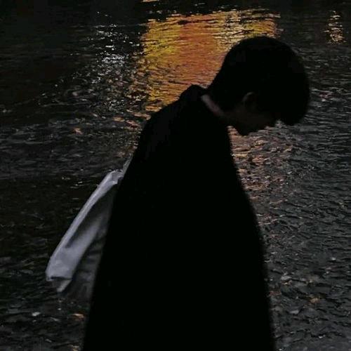 阿華有点坏