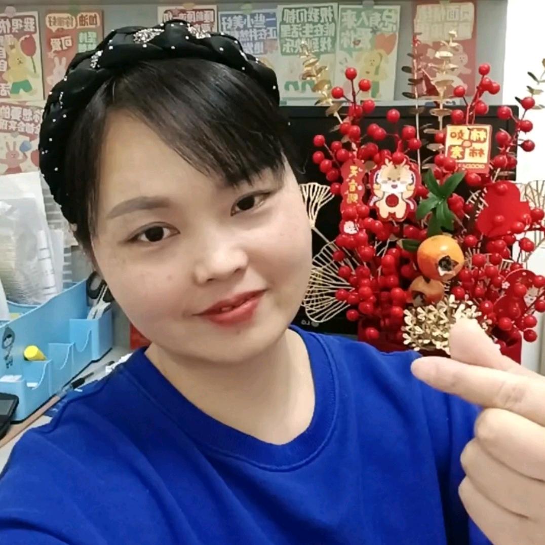 丁丁咚首播晚8:30开播