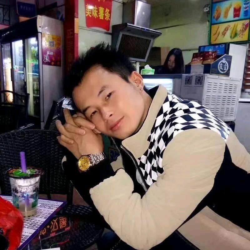 龙先生在西安
