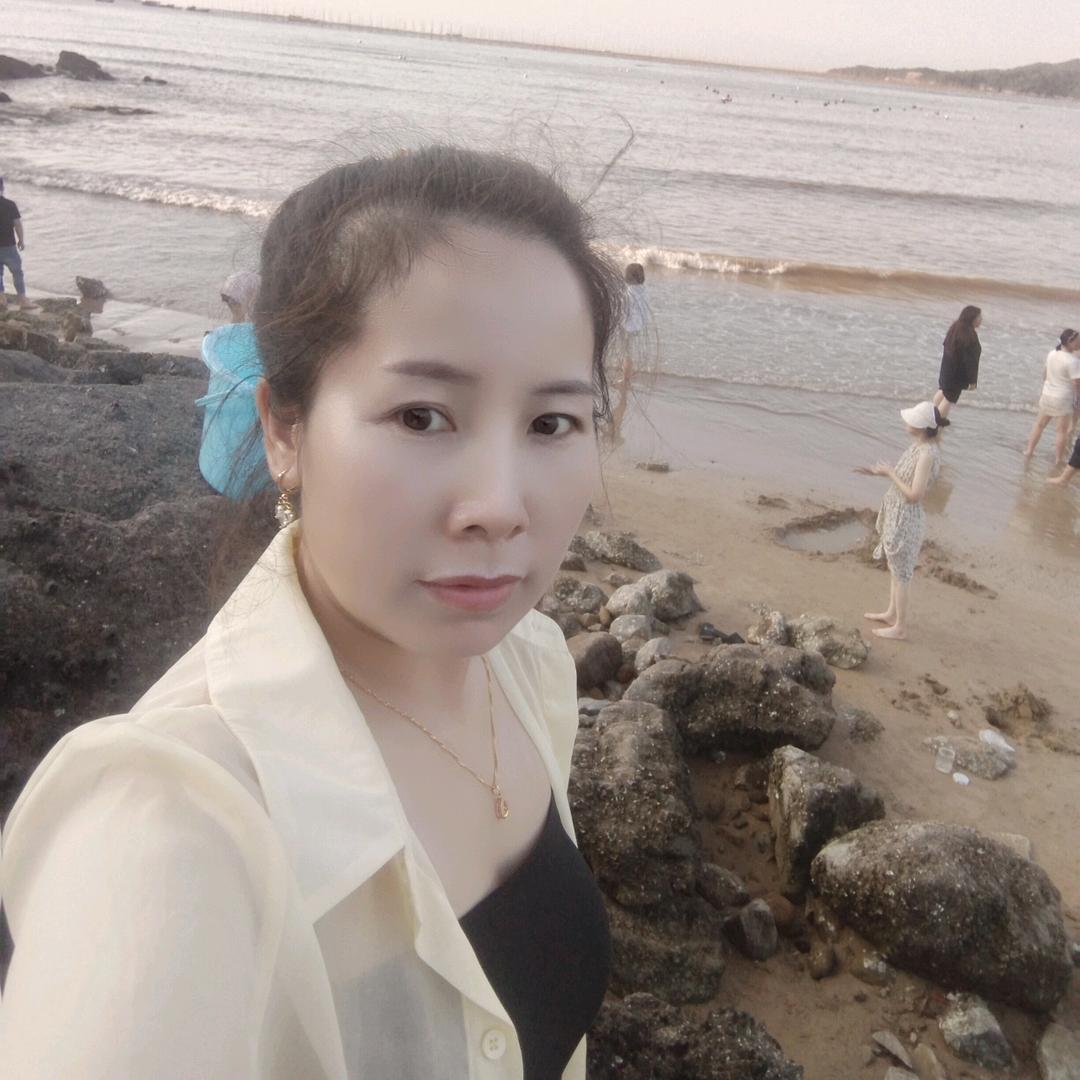 杨会《宝项家族》（景）