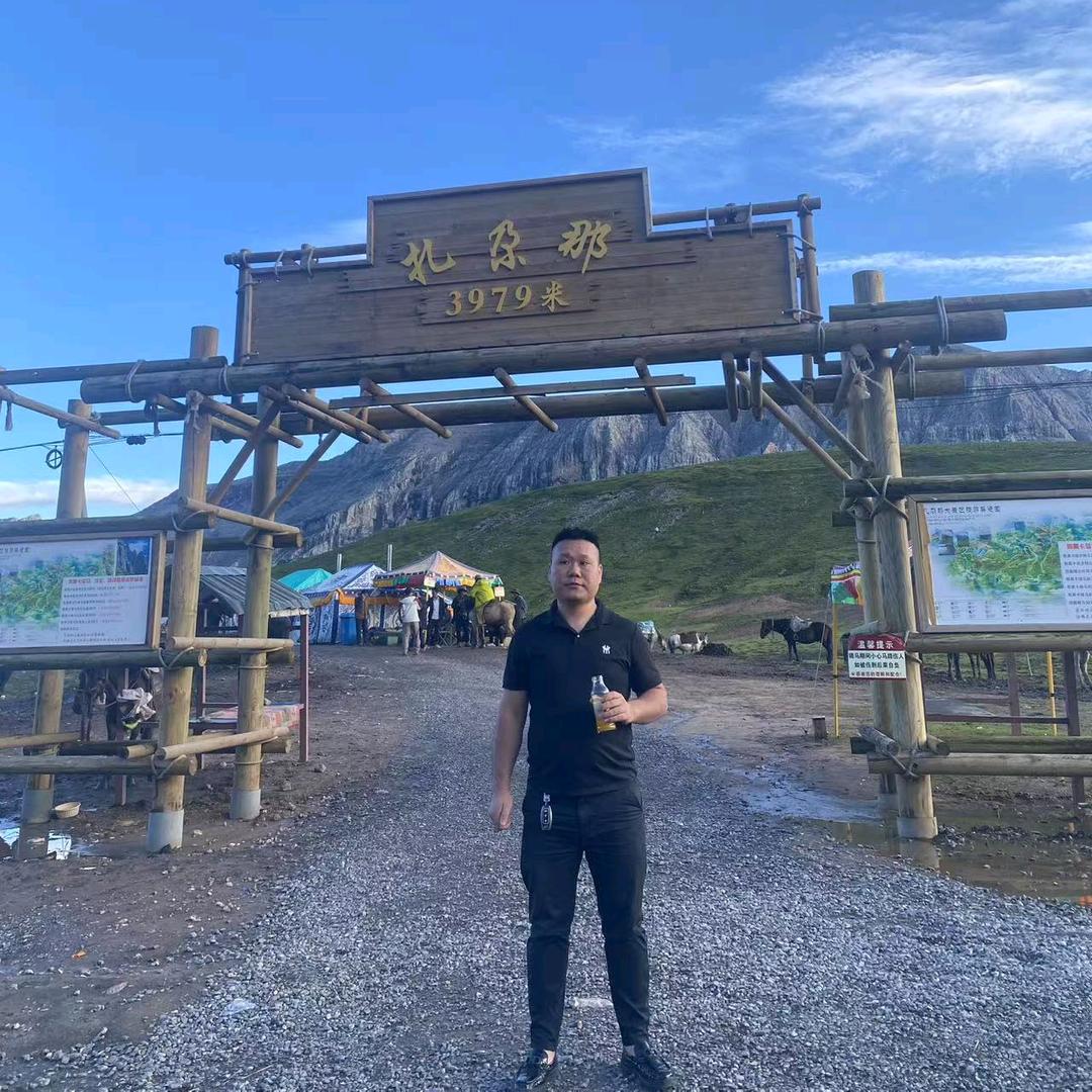 风雨赶路人（小焦）