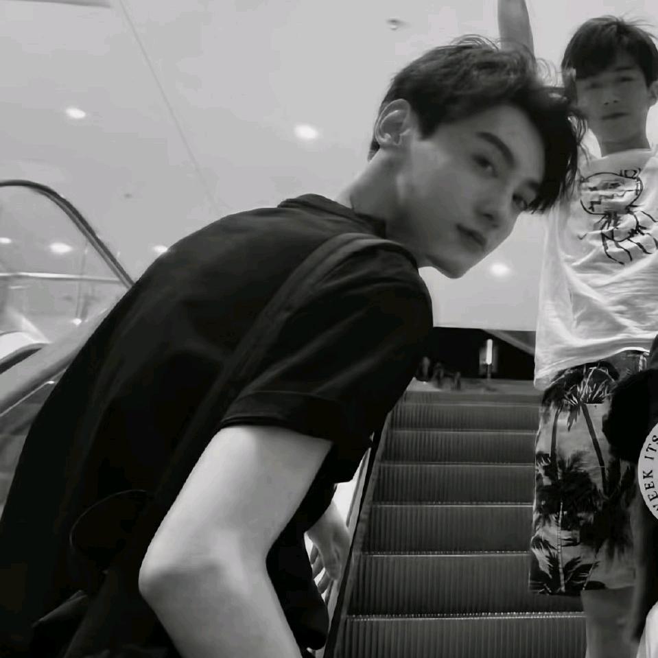 柠檬水ʕ⊝ᴥ⊝ʔ