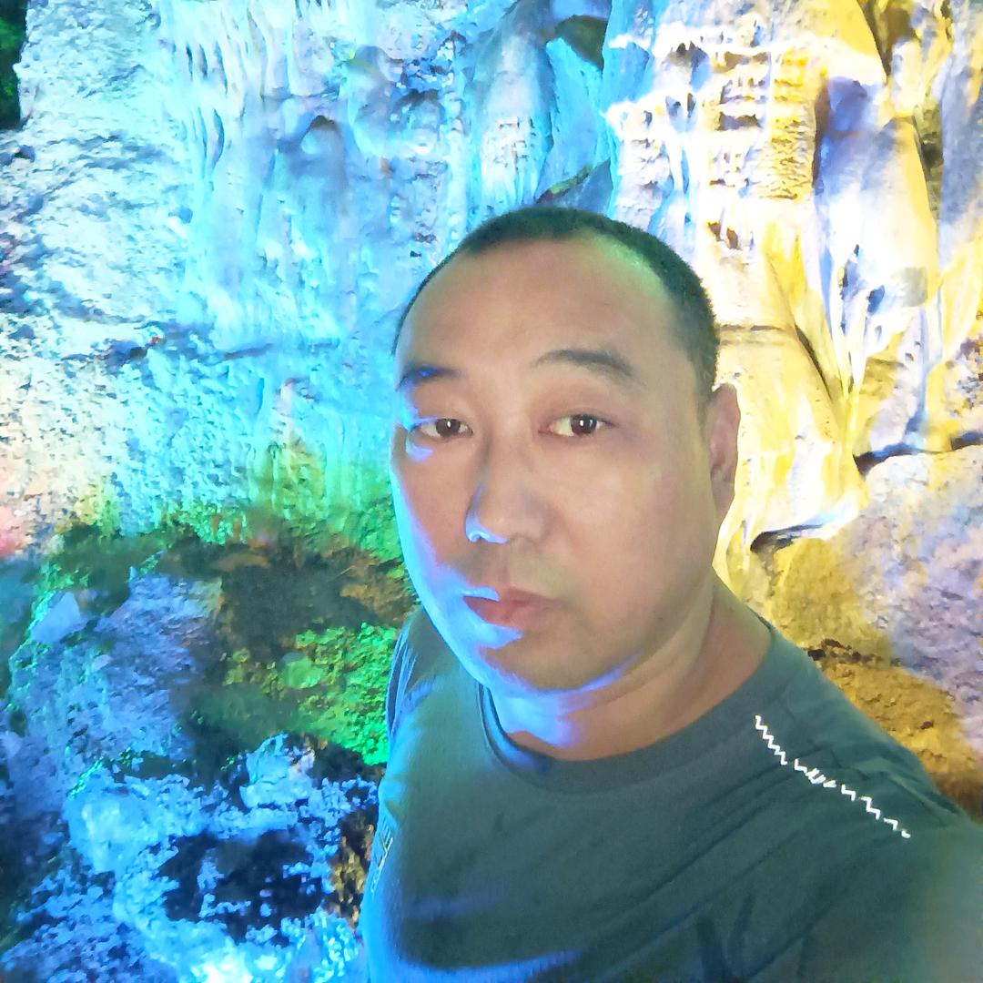 班里小哥