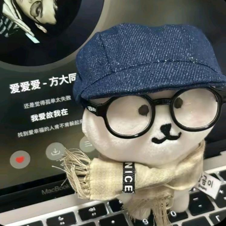 小鱼𝖒𝖊𝖑𝖔𝖉𝖞