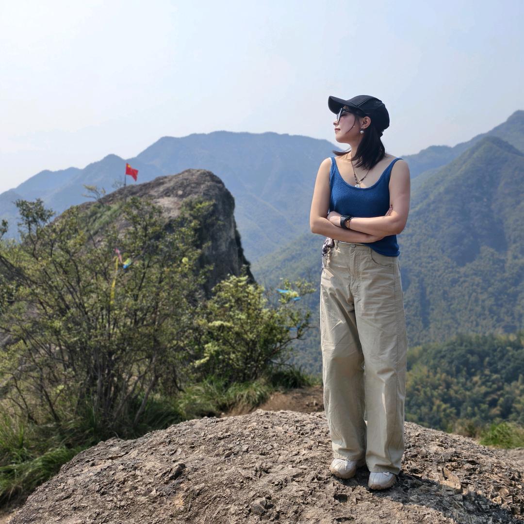 被咔住的方头狮