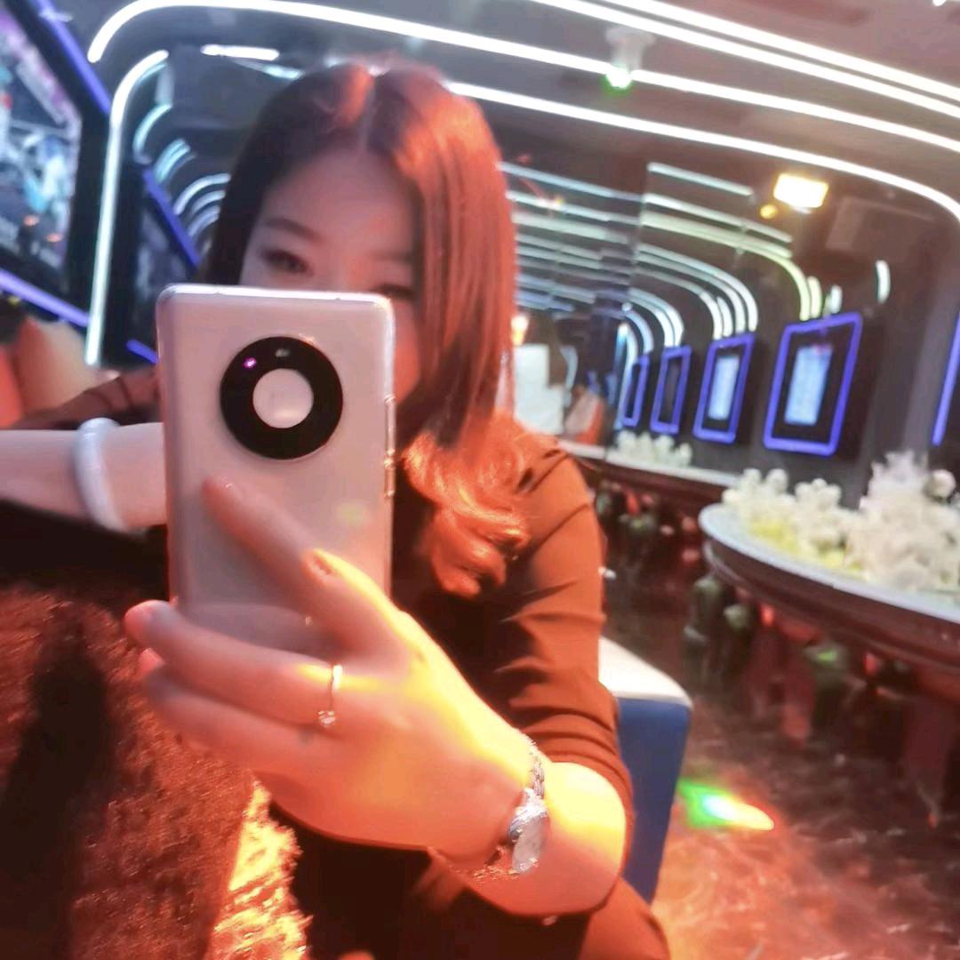 💞ღ.李小姐⁵²º